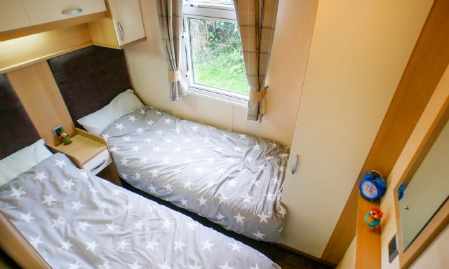 GH88 - Twin bedroom